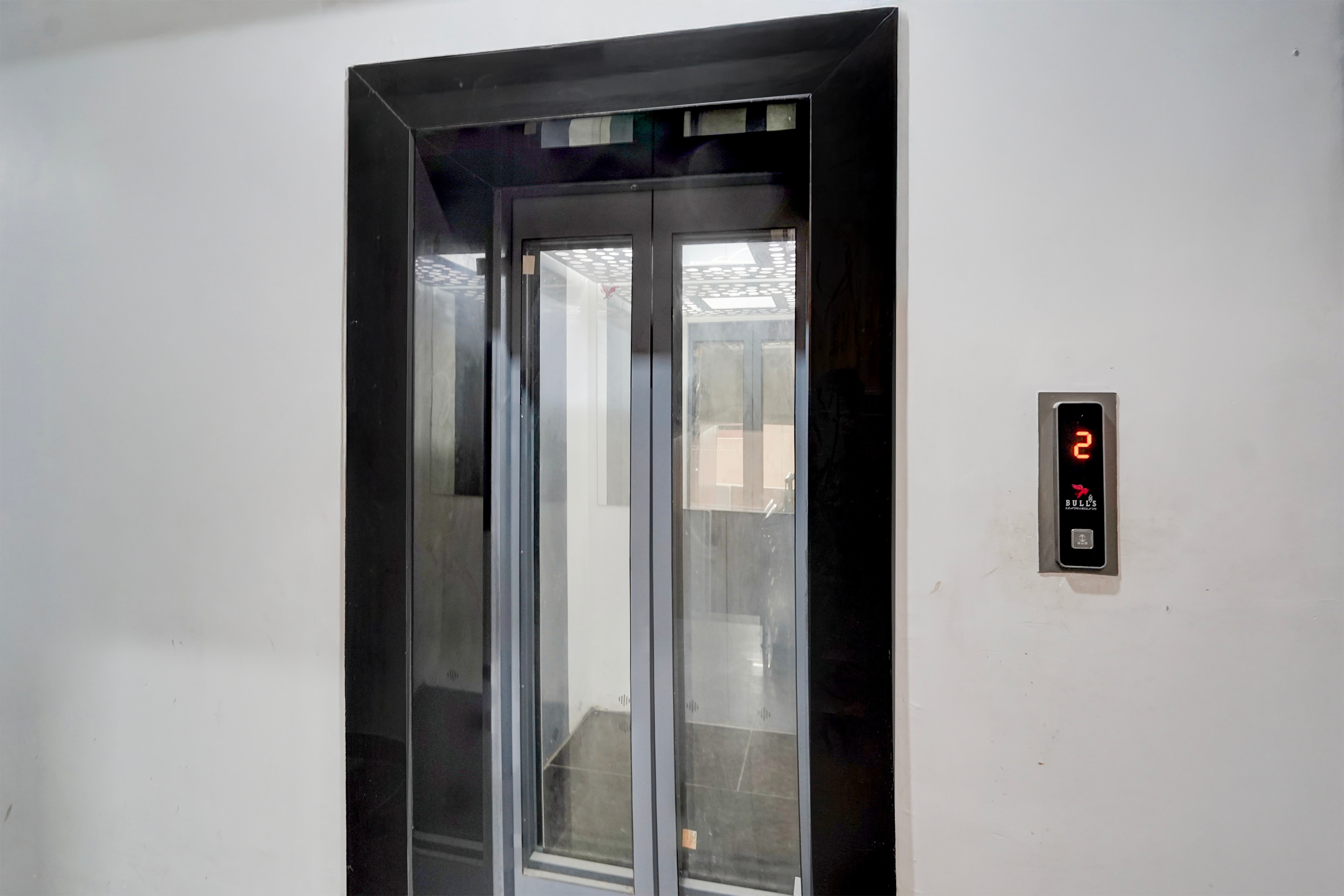 Townhouse Central Prayagraj Bus Terminal Formerly Amba Palace in Prayagraj