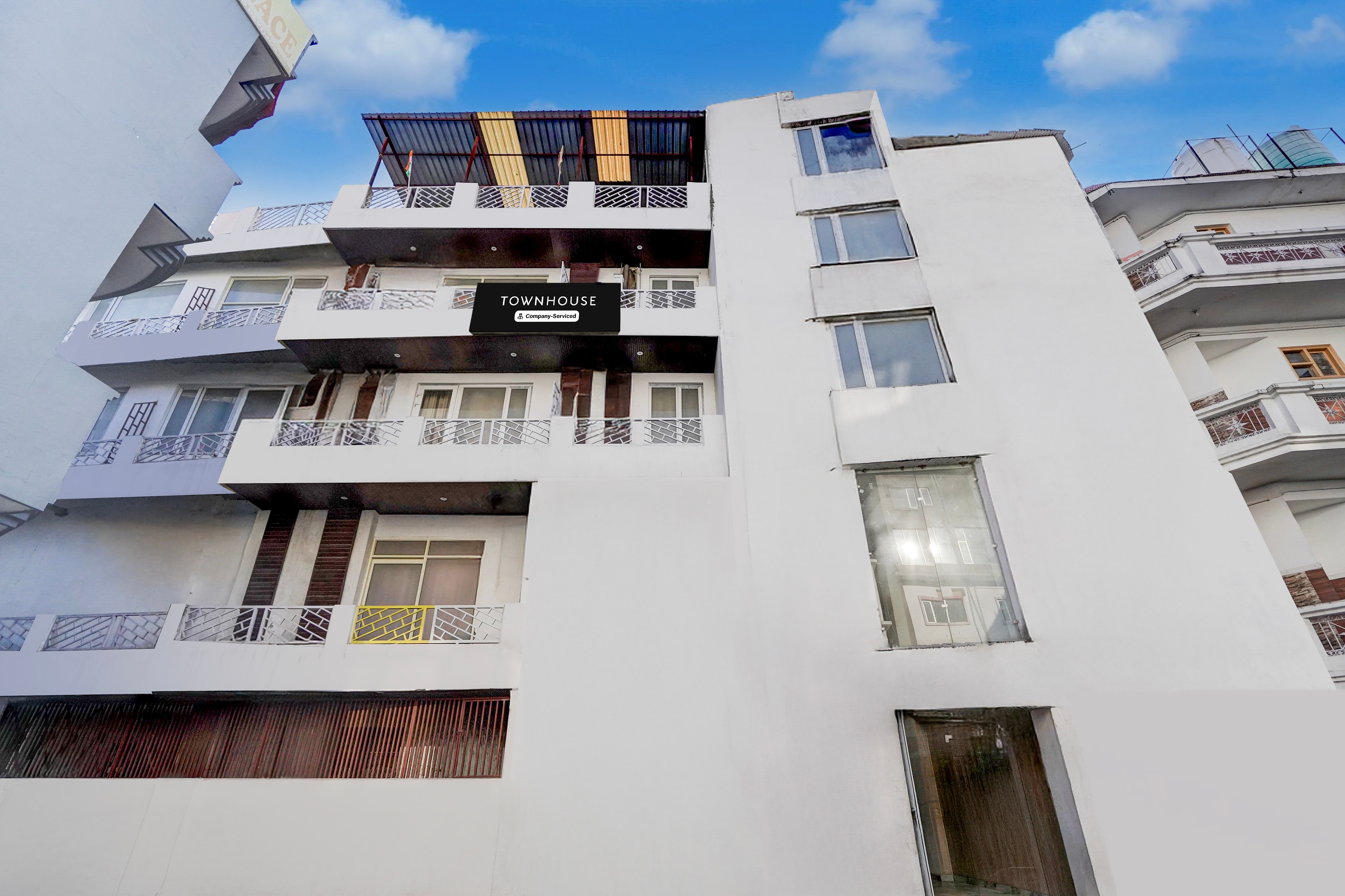 Townhouse Railway Road Katra Formerly The Amro in Katra