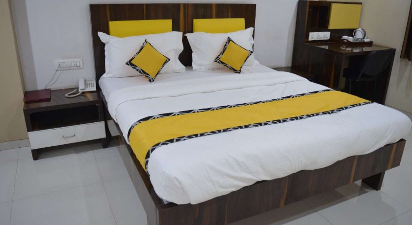 Hotel Dhuri Lodge in Vasai