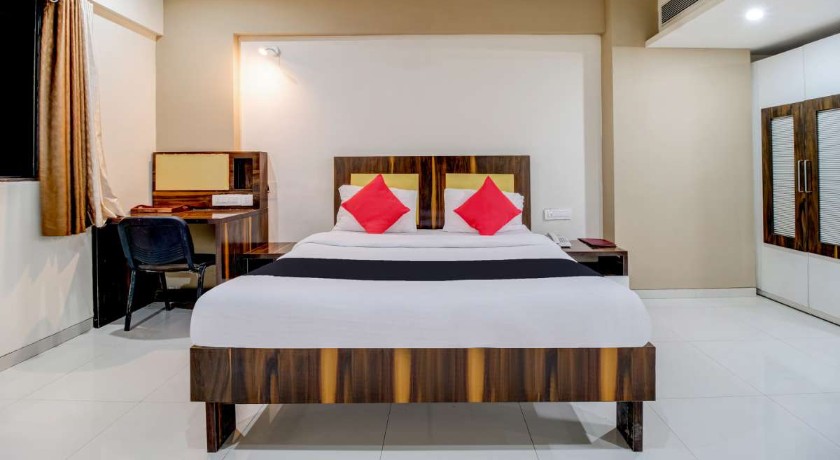 Hotel Dhuri Lodge in Vasai