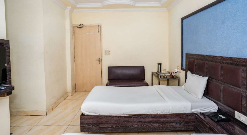 Hotel Sun Om in Raipur