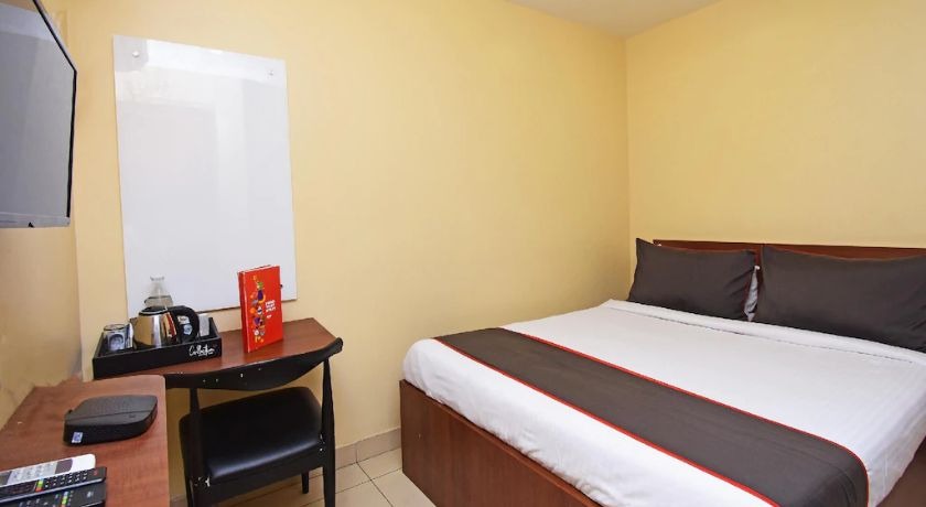 Gokul Residency in Kolkata