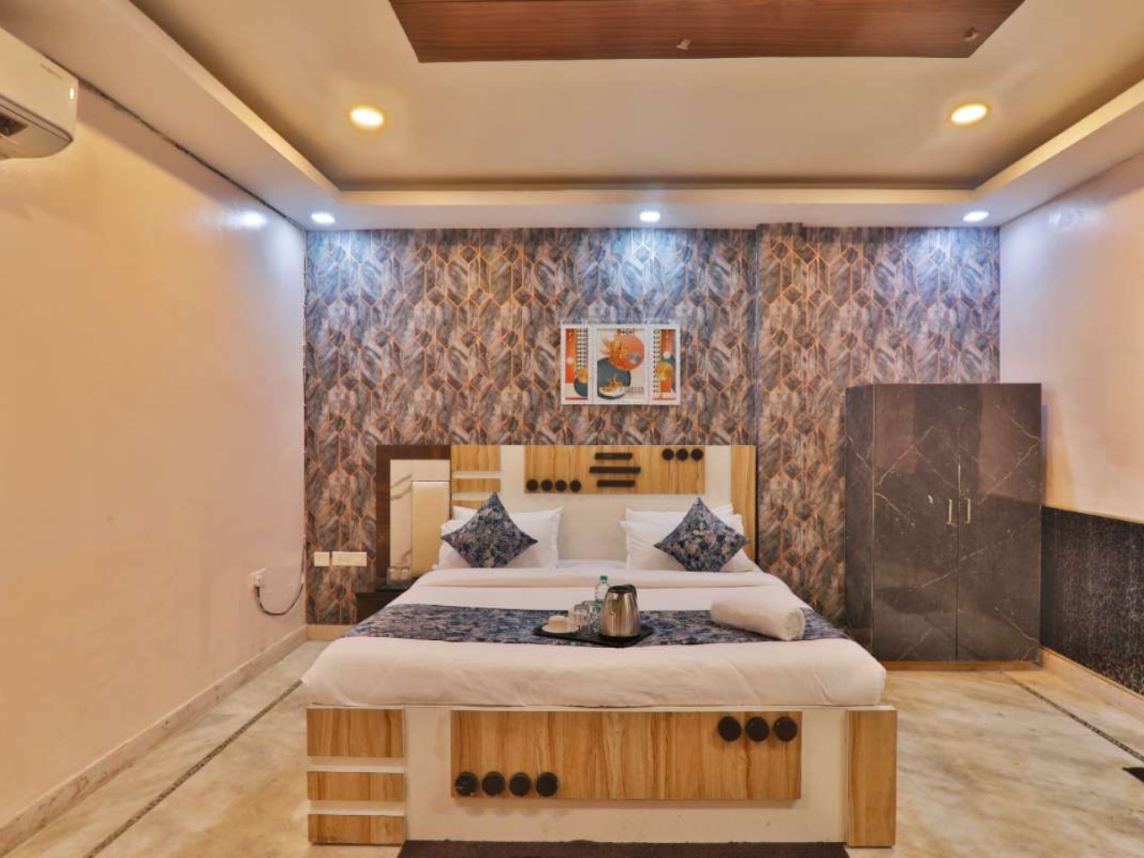 Hotel Kasol Heritage in Lucknow