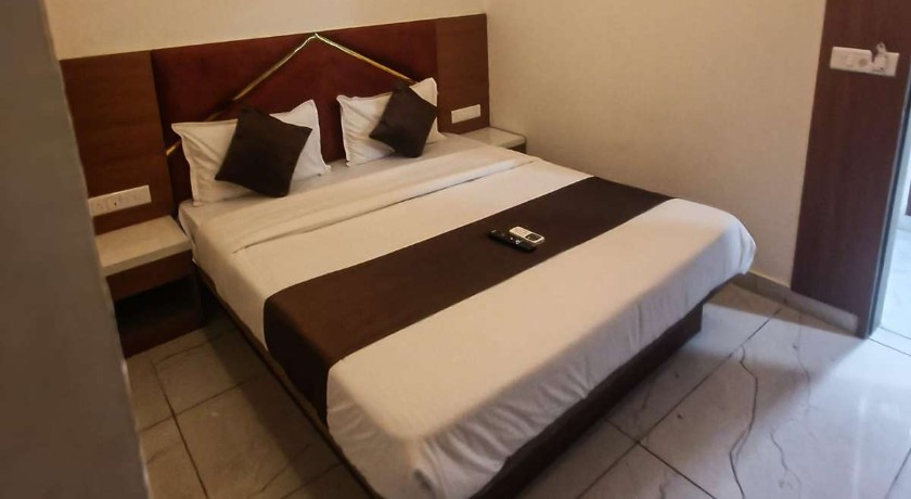 Hotel Regal in Ahmedabad