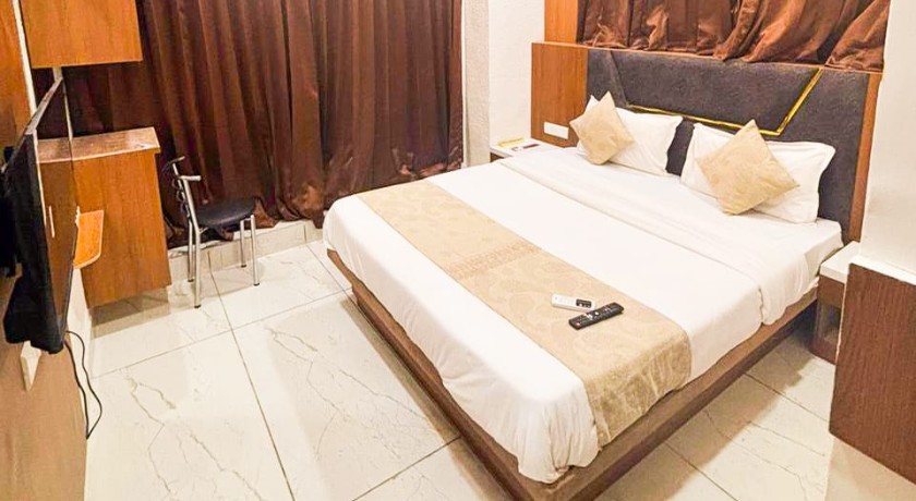 Hotel Regal in Ahmedabad