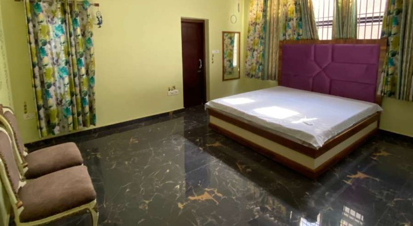 Hotel Shiwalik Grand in Haridwar