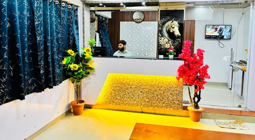 Hotel Philips in Ahmedabad