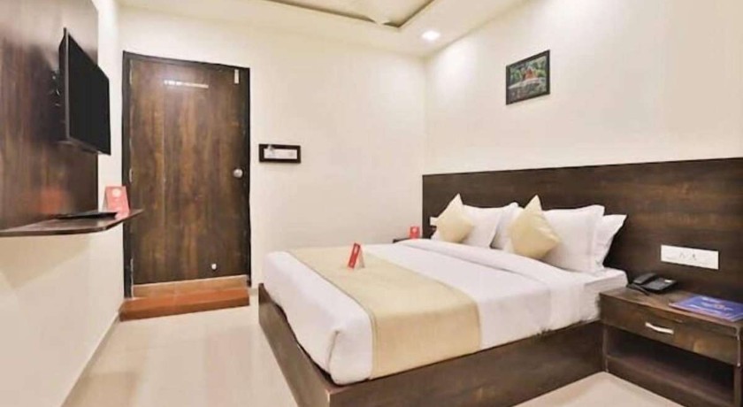 Hotel Philips in Ahmedabad