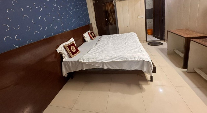 Hotel Legend Stay in Delhi