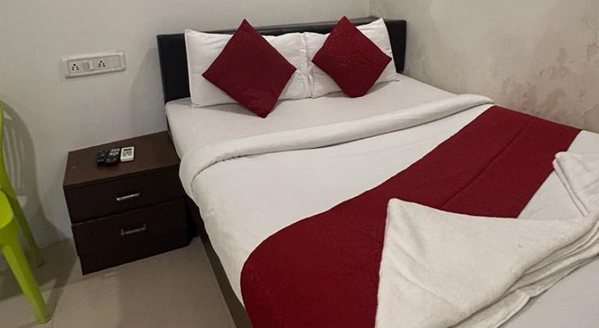 Hotel AK Palace in Mumbai