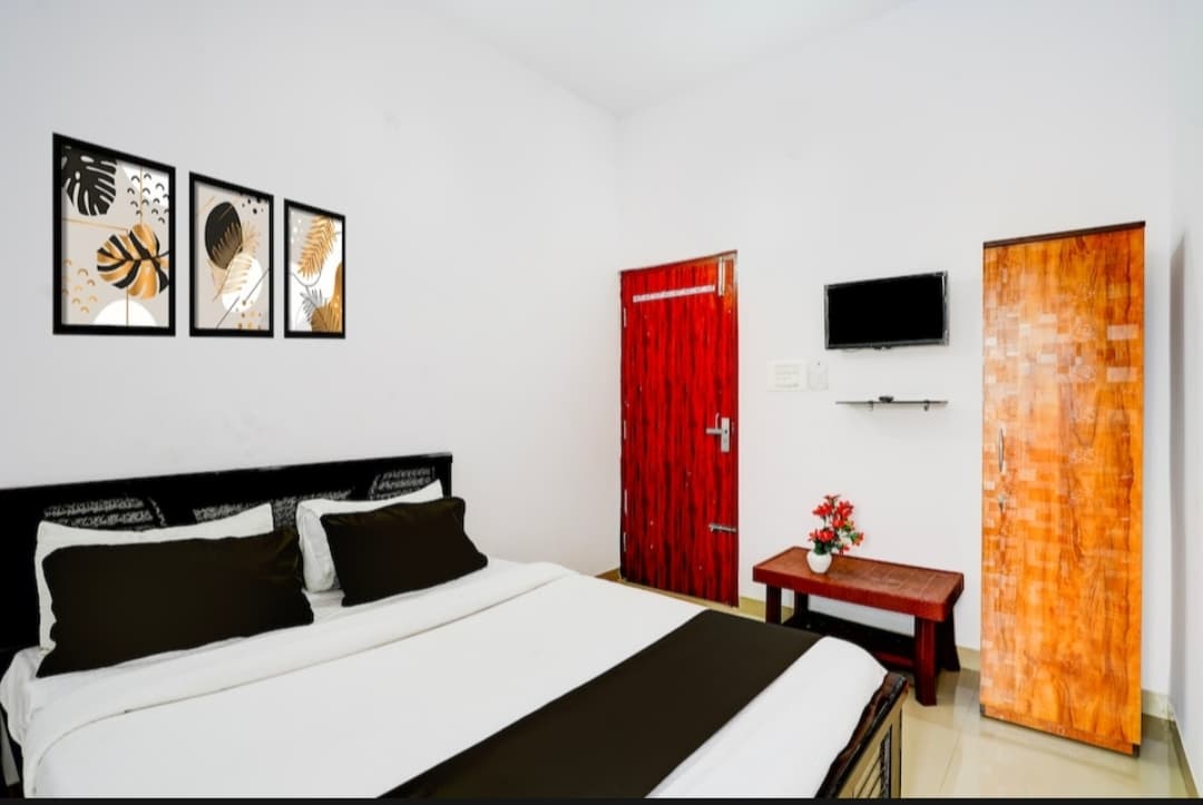 Sapthagiri Boarding in Bangalore