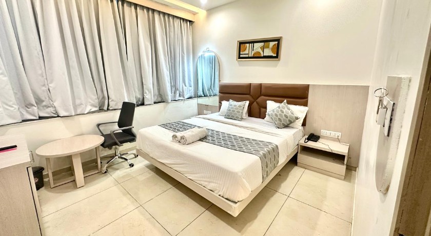 Hotel Apple Inn in Ahmedabad