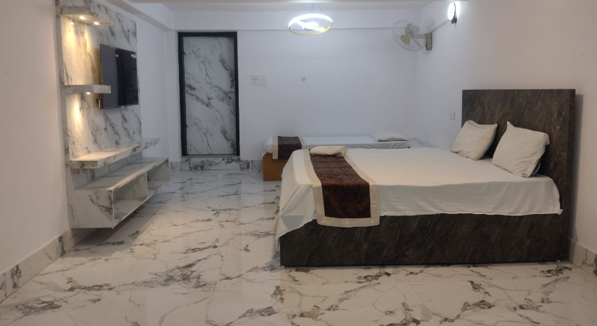 Hotel Shree Ji in Lucknow