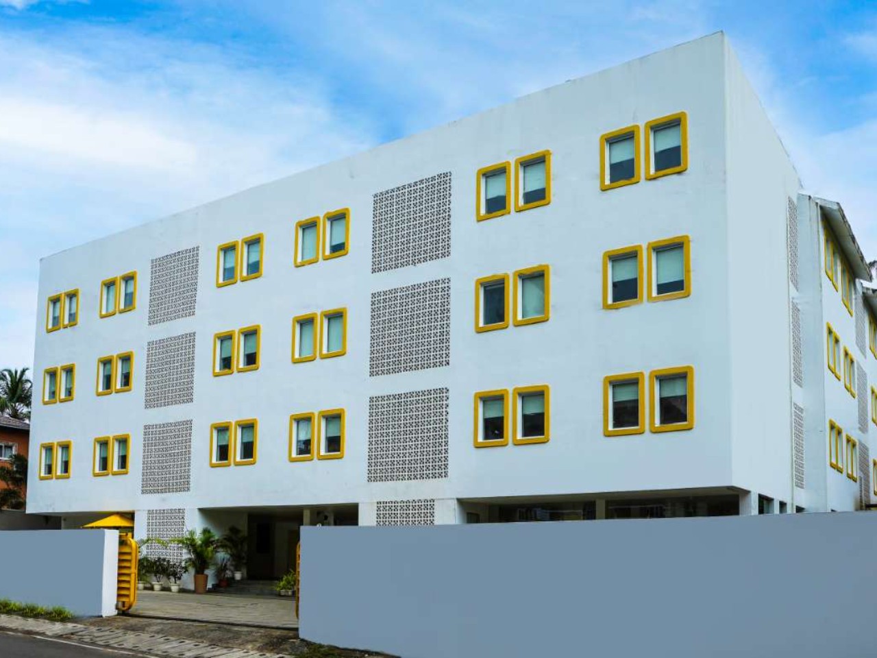 Bloomrooms @ Calangute in Goa