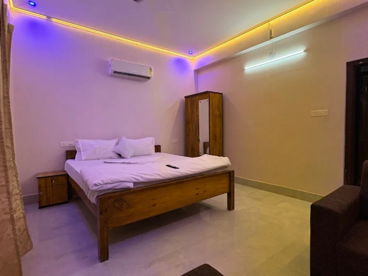 Sam Premium Hotel in Bhubaneswar