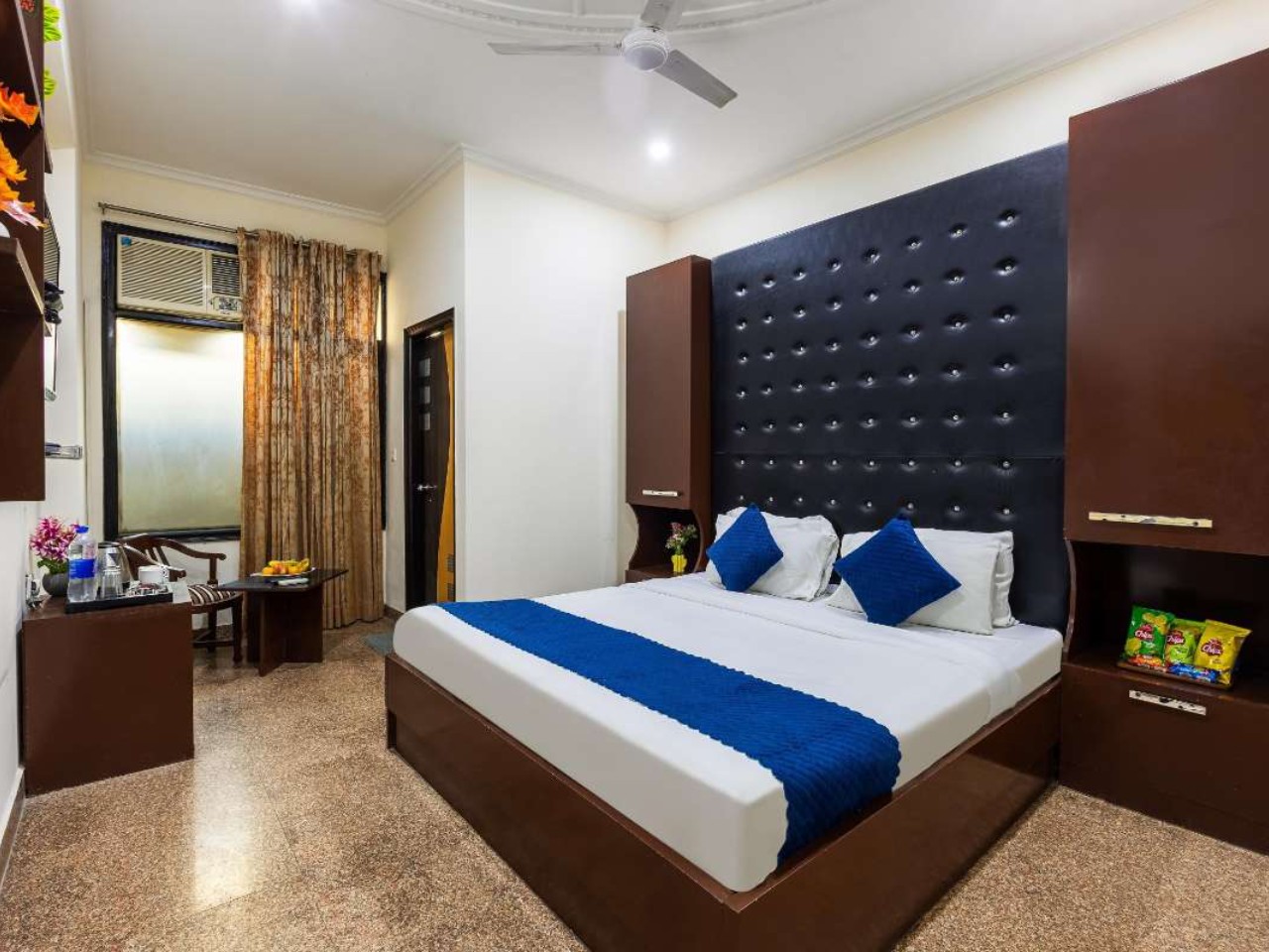 Hotel Amaara Stayz Near Medanta Hospital in Gurgaon