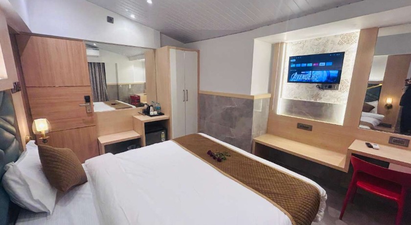 Hotel Signature in Thane