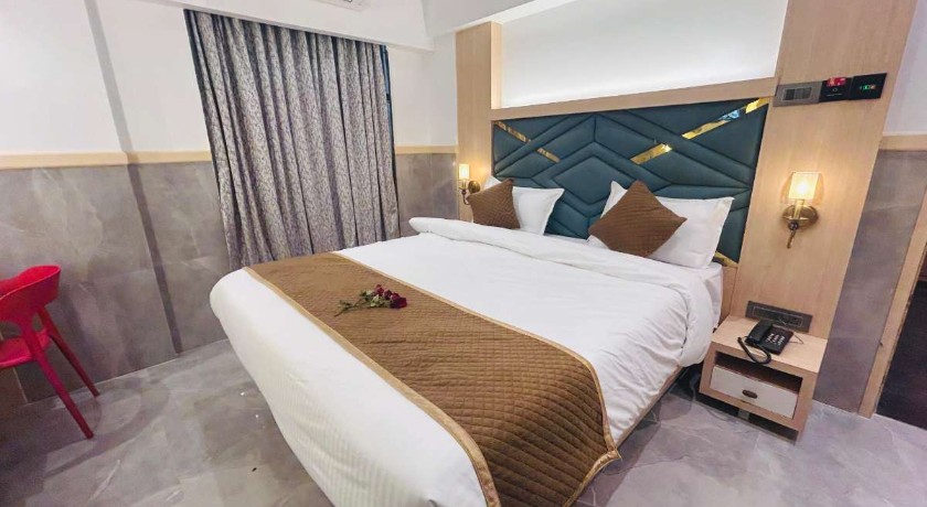 Hotel Signature in Thane