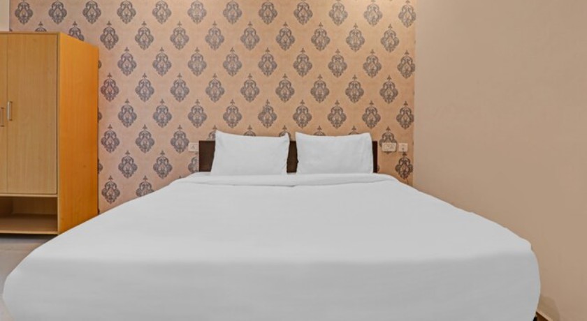 Aditya Grand Hotel in Lucknow