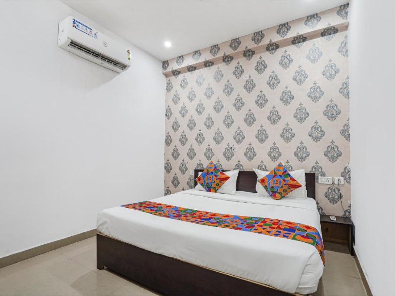 Aditya Grand Hotel in Lucknow