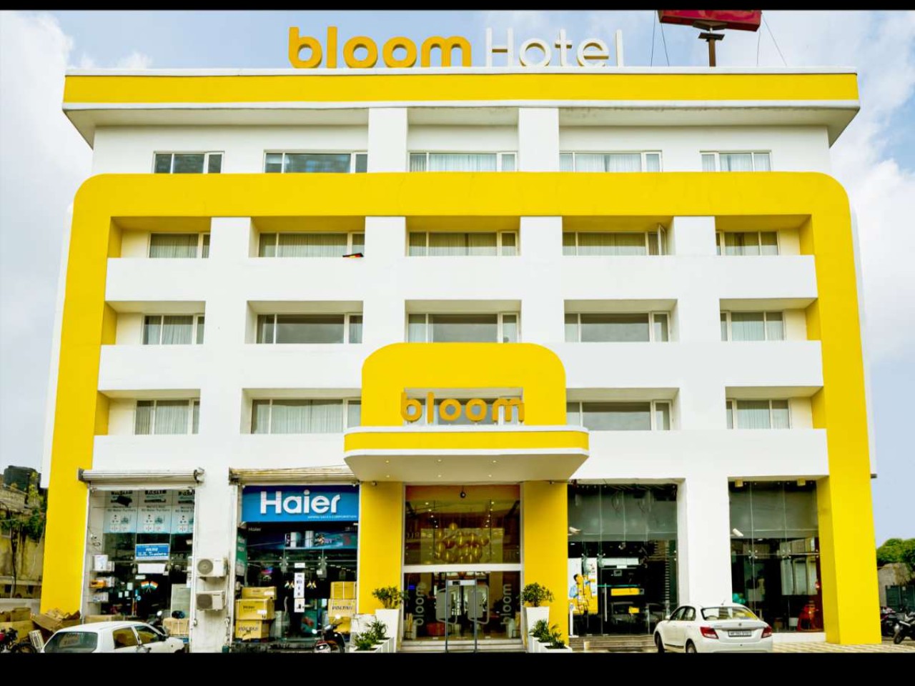 Bloom Hotel - Jammu in Jammu