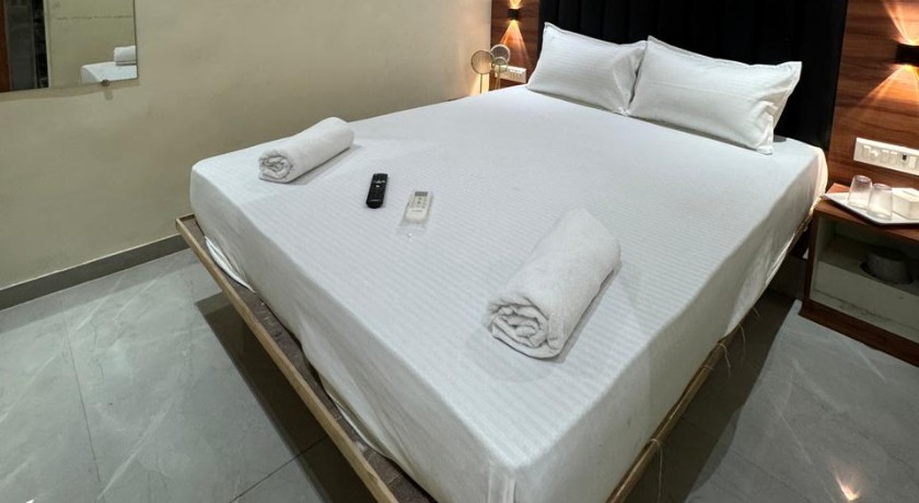 Hotel Royal Suites in Mumbai