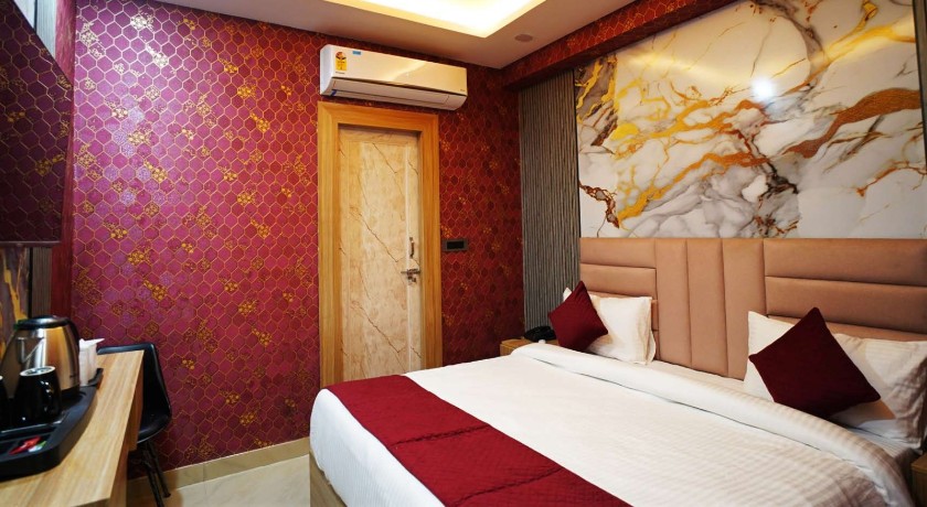 Hotel NS Near Delhi Airport in Delhi