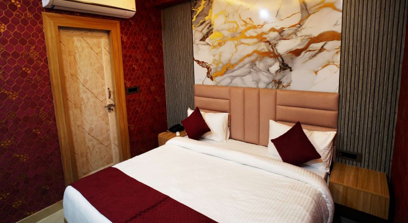 Hotel NS Near Delhi Airport in Delhi