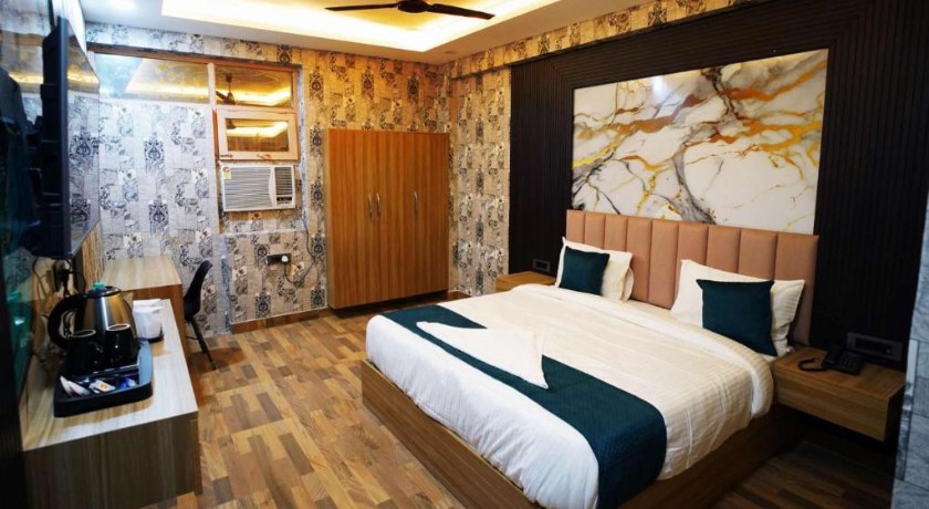 Hotel NS Near Delhi Airport in Delhi