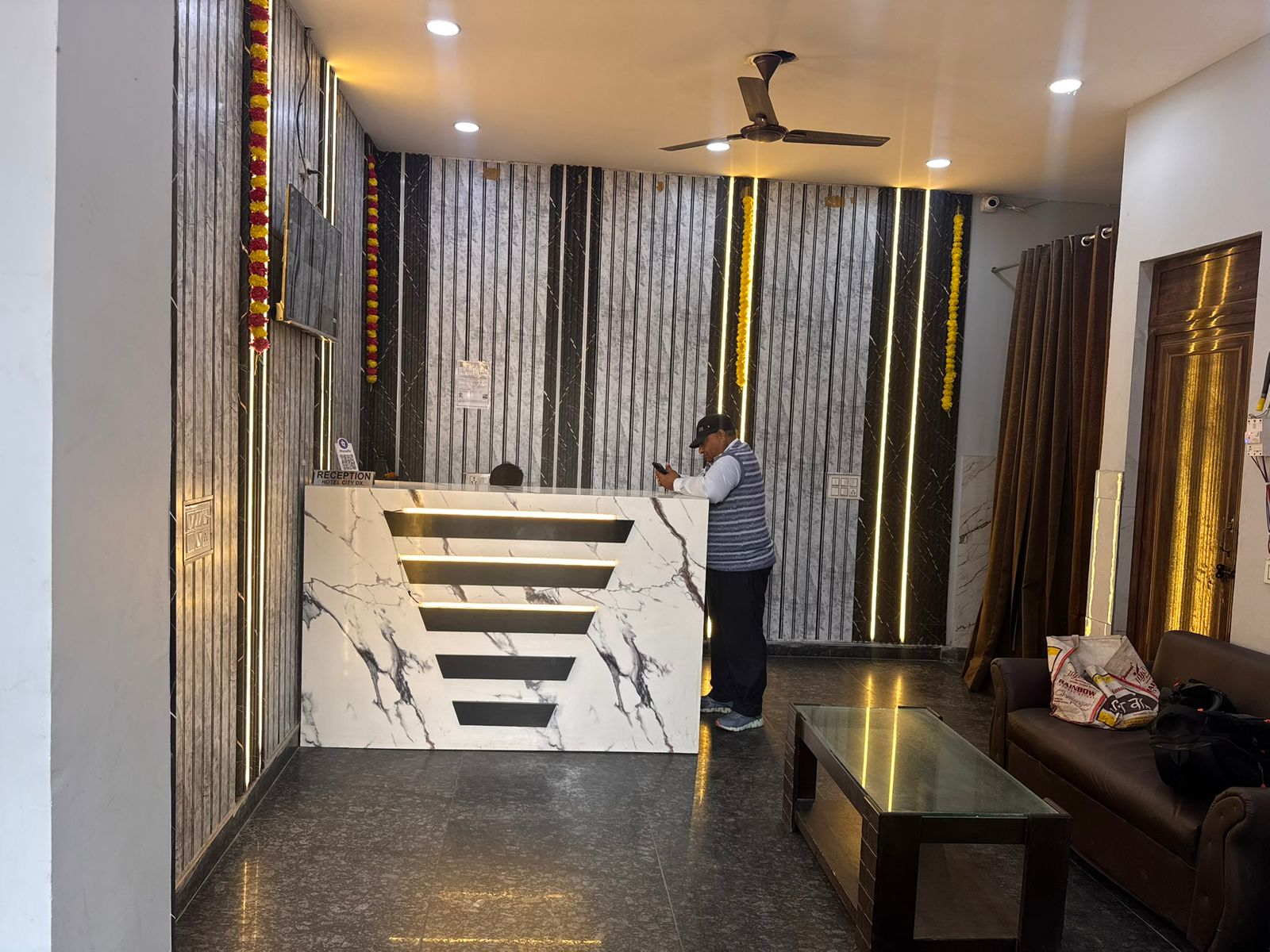Hotel City Deluxe in Delhi