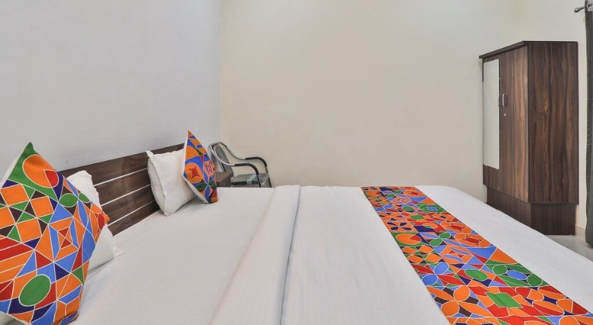 Hotel Lucknow Inn in Lucknow