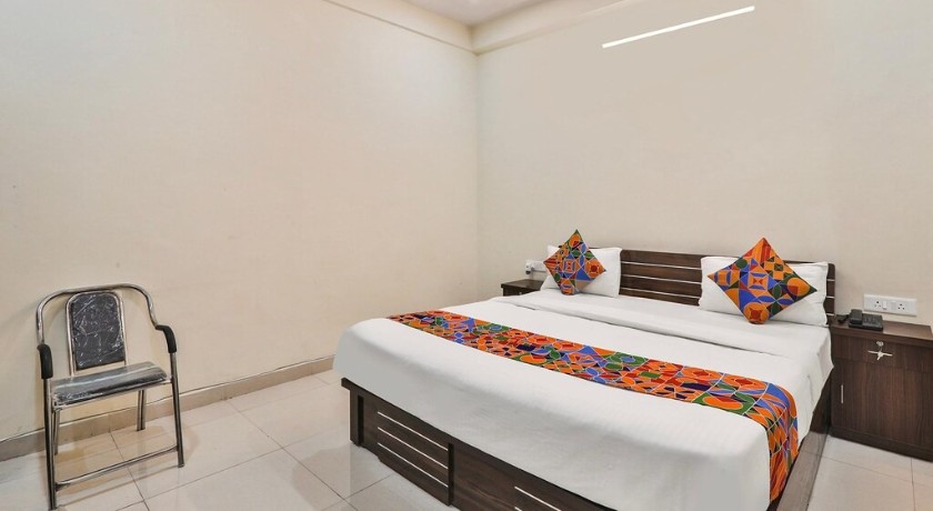 Hotel Lucknow Inn in Lucknow