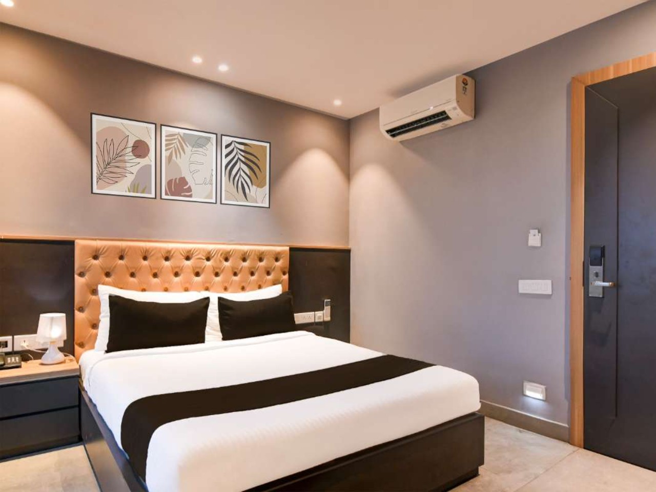 Water View Residency in Kolkata