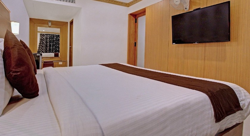 Hotel Meridian Inn in Thirunelveli