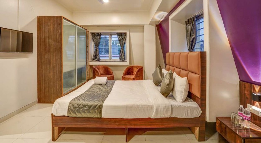 Hotel Orchard Nest in Pune