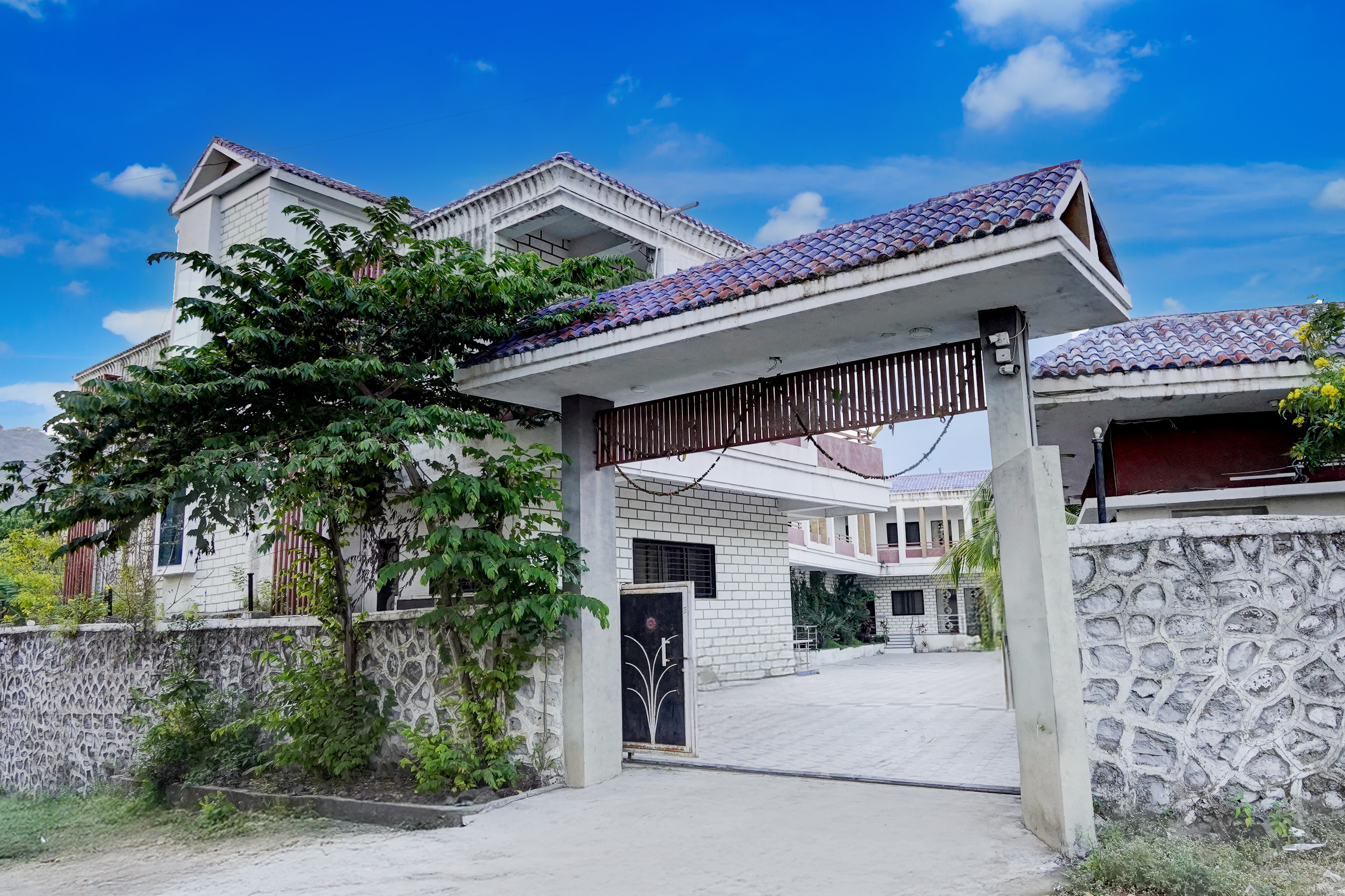 Collection O Daulatabad Fort Aurangabad Formerly JVS Park Inn in Aurangabad