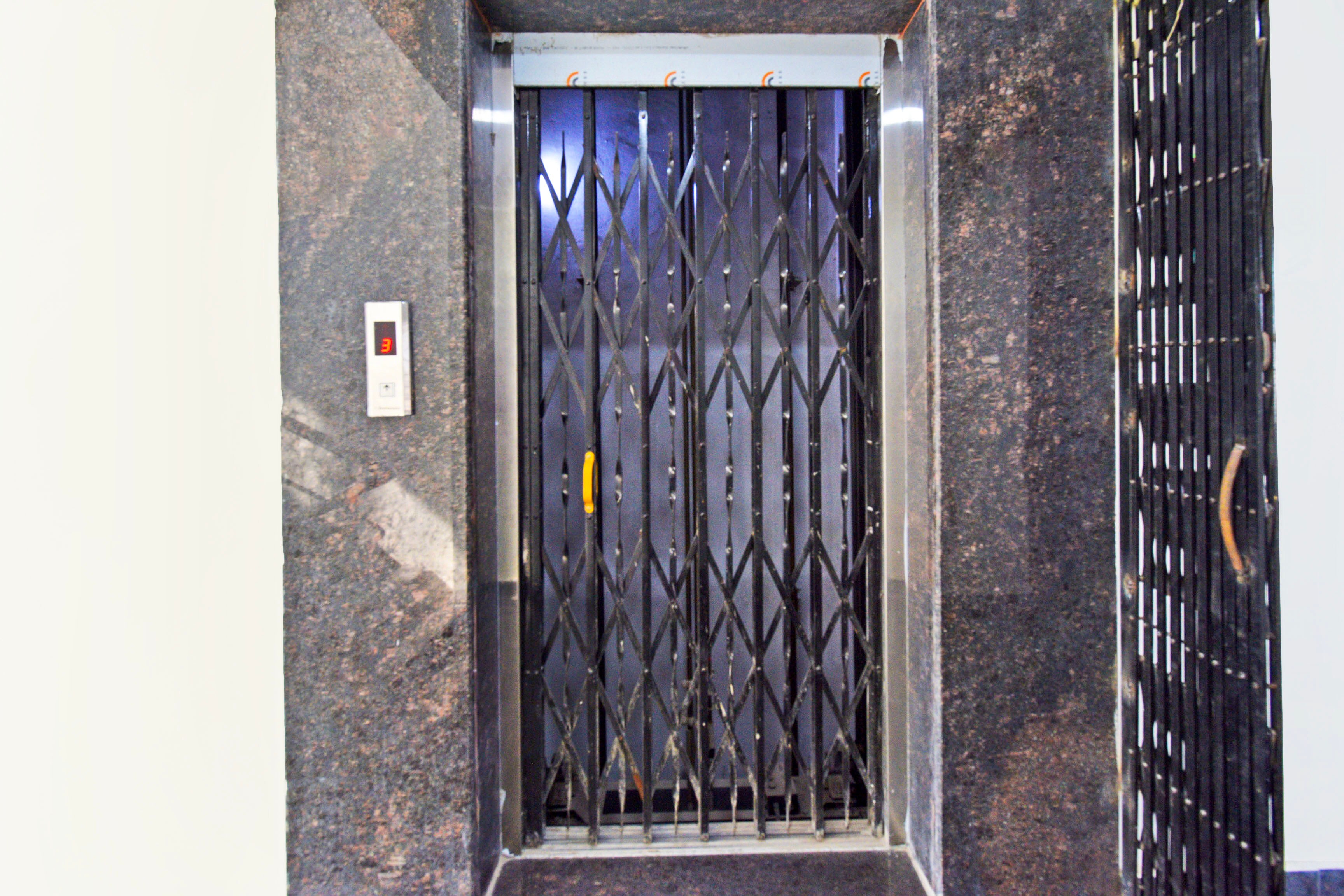 Super Collection O Jagadgirigutta Road in Hyderabad