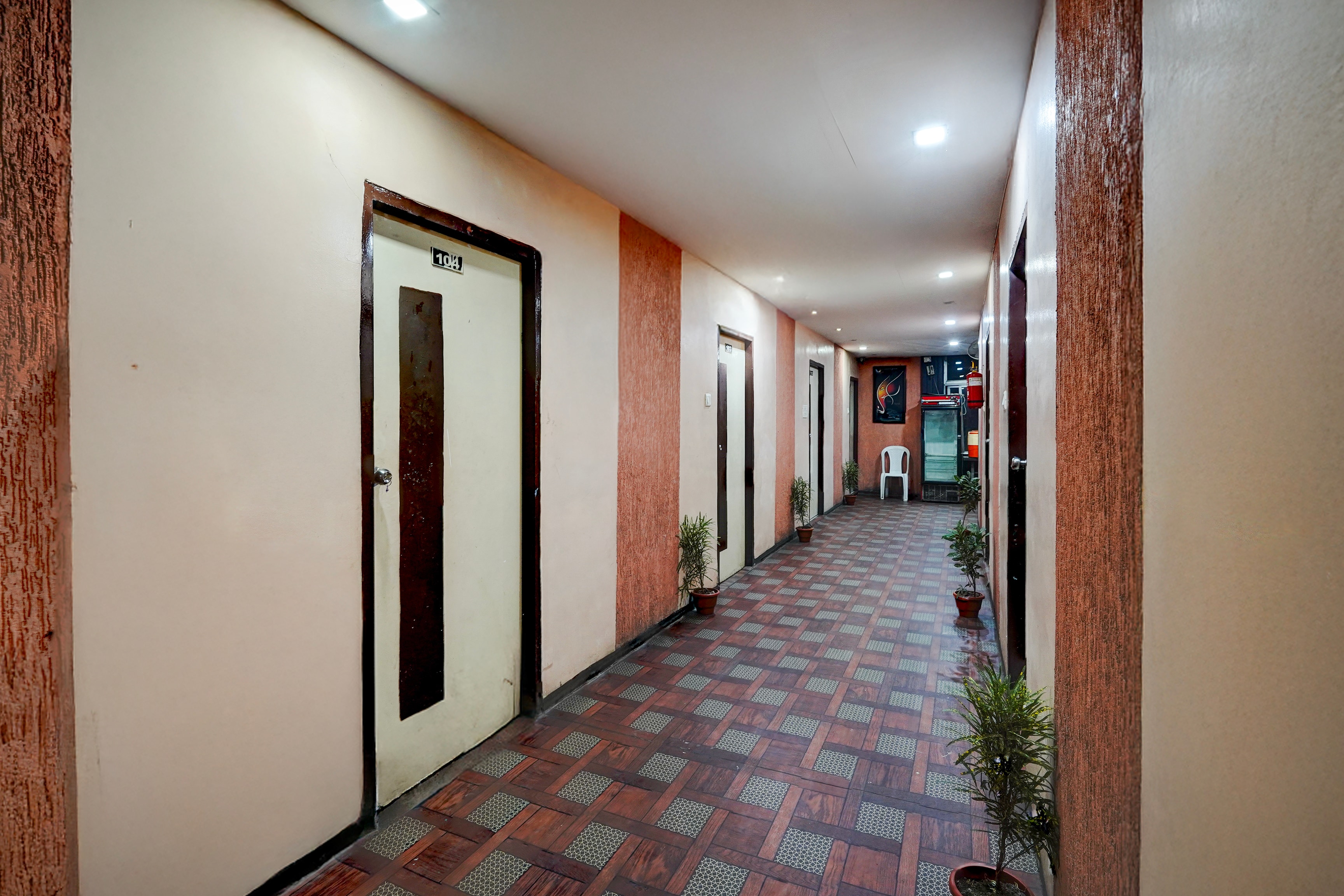 Collection O Lokmanya Nagar Metro Station Formerly Hotel Siddhivinayak in Nagpur