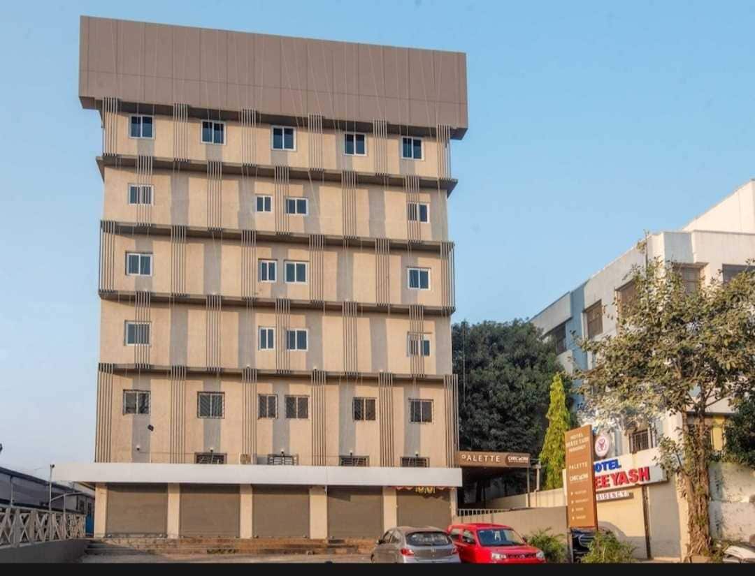 Collection O MIDC Pimpari Pune Formerly SK Palace in Pune