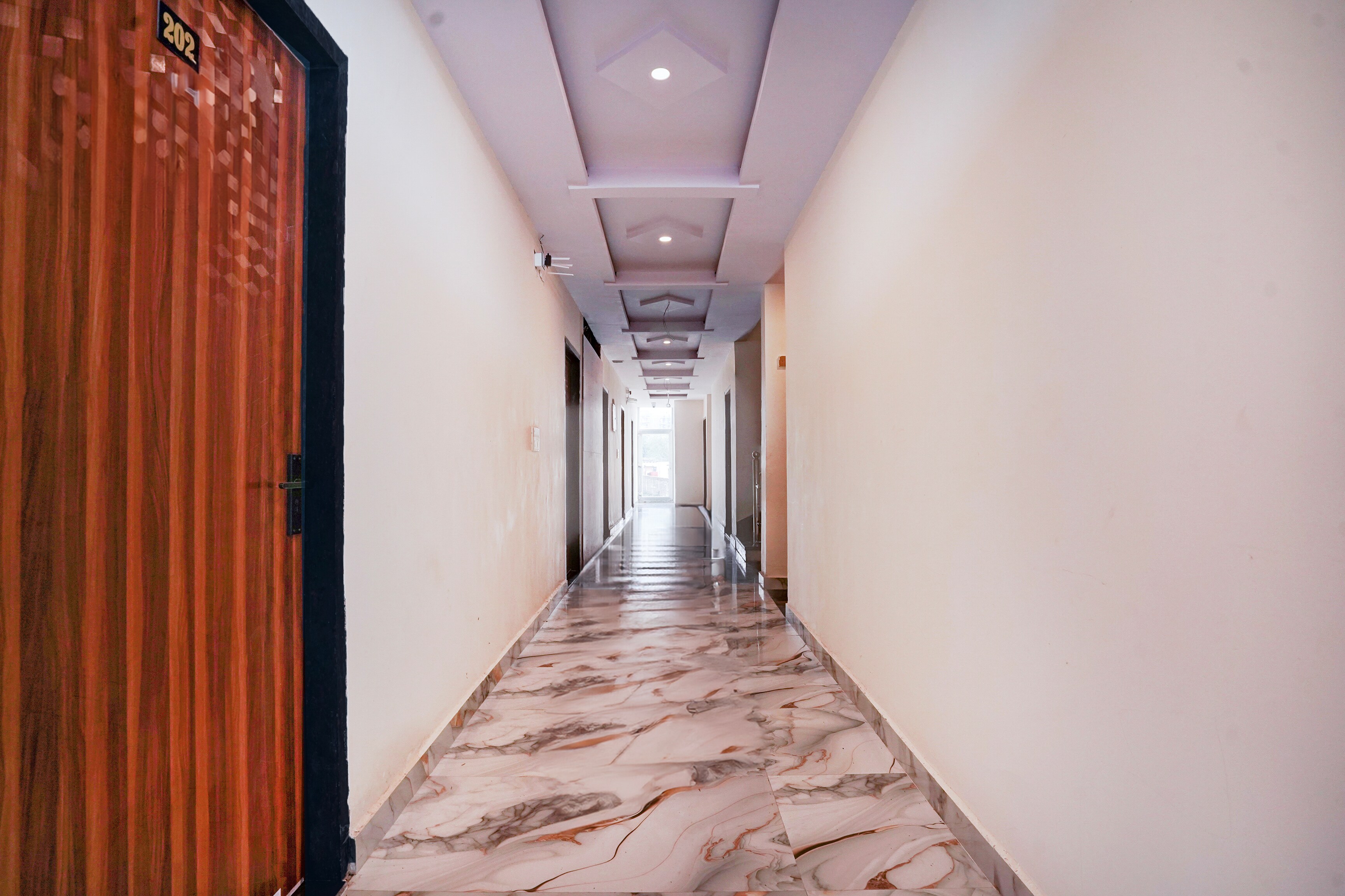 Collection O Radha Krishna Temple Vrindavan Formerly Shri Hari Seva Sadan in Vrindavan