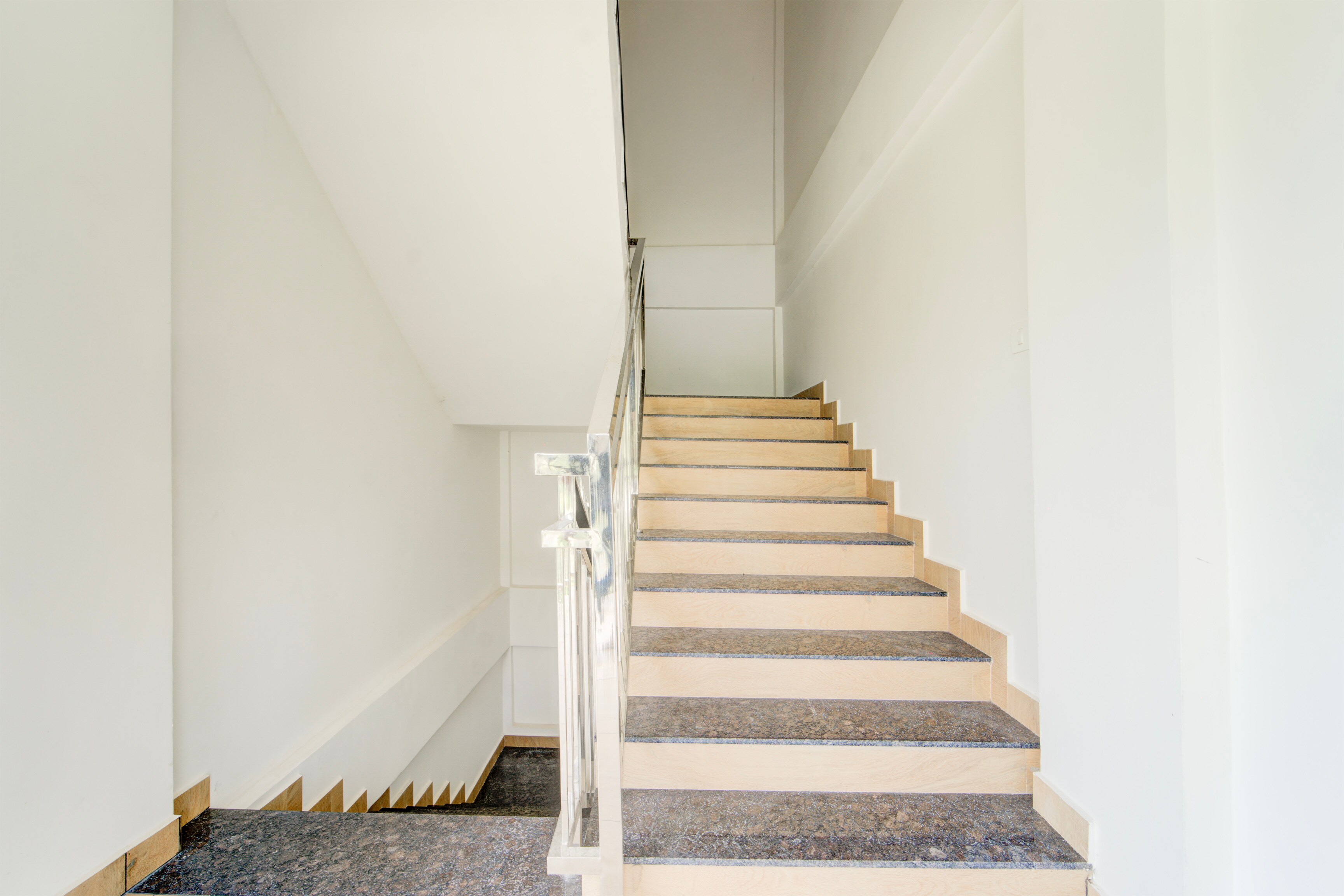 Super Collection O Valiyavila Junction Formerly Prism Heights in Thiruvananthapuram