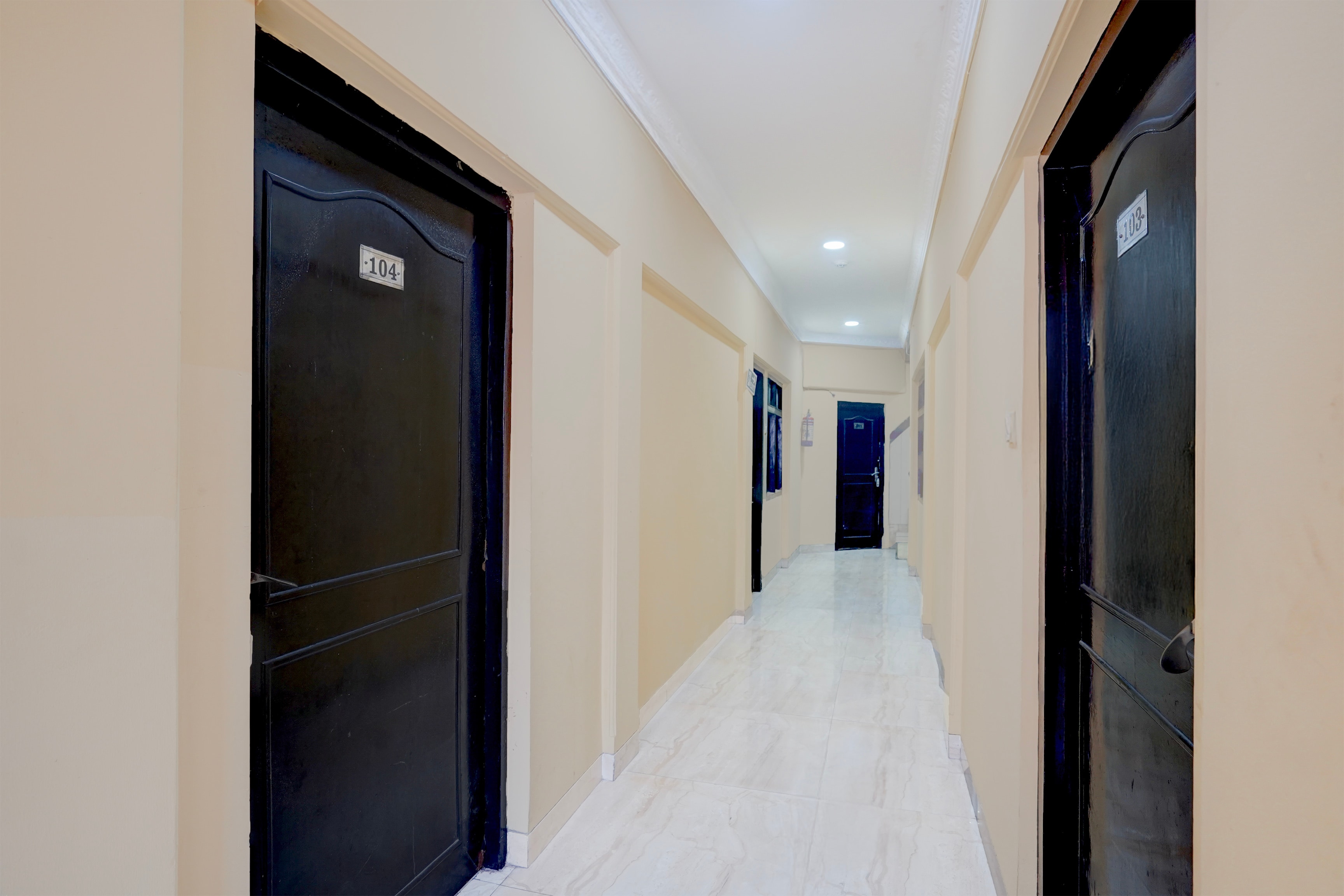 Hotel O Durgapuri Metro Station Lucknow Formerly Pal Awadh in Lucknow