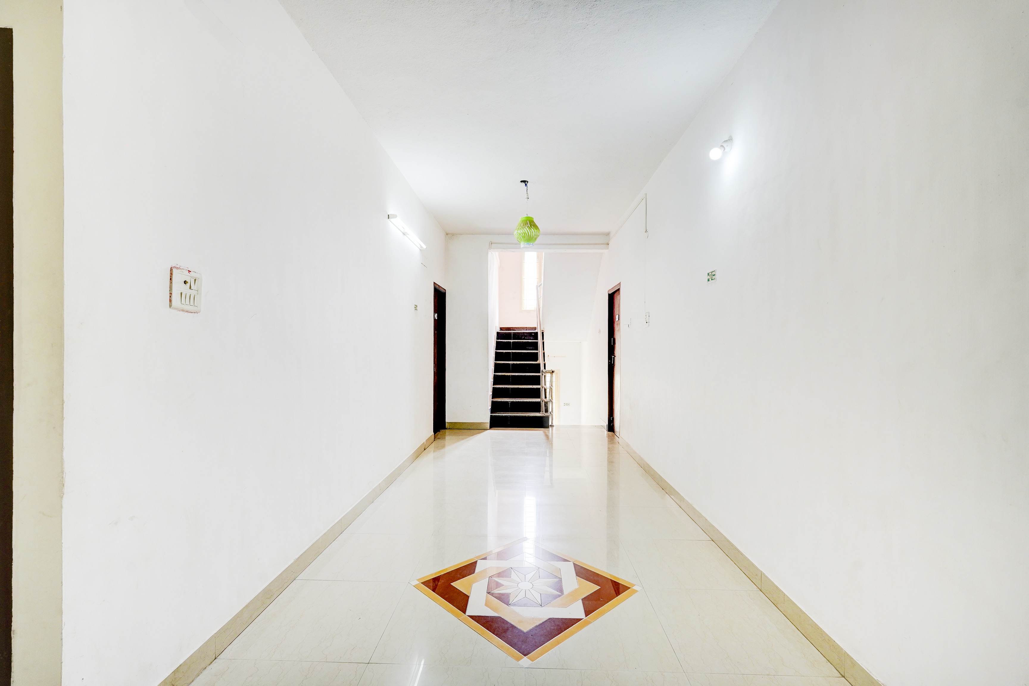 Super Hotel O Kelambakkam Bus Terminal Formerly Guna Residency in Chennai