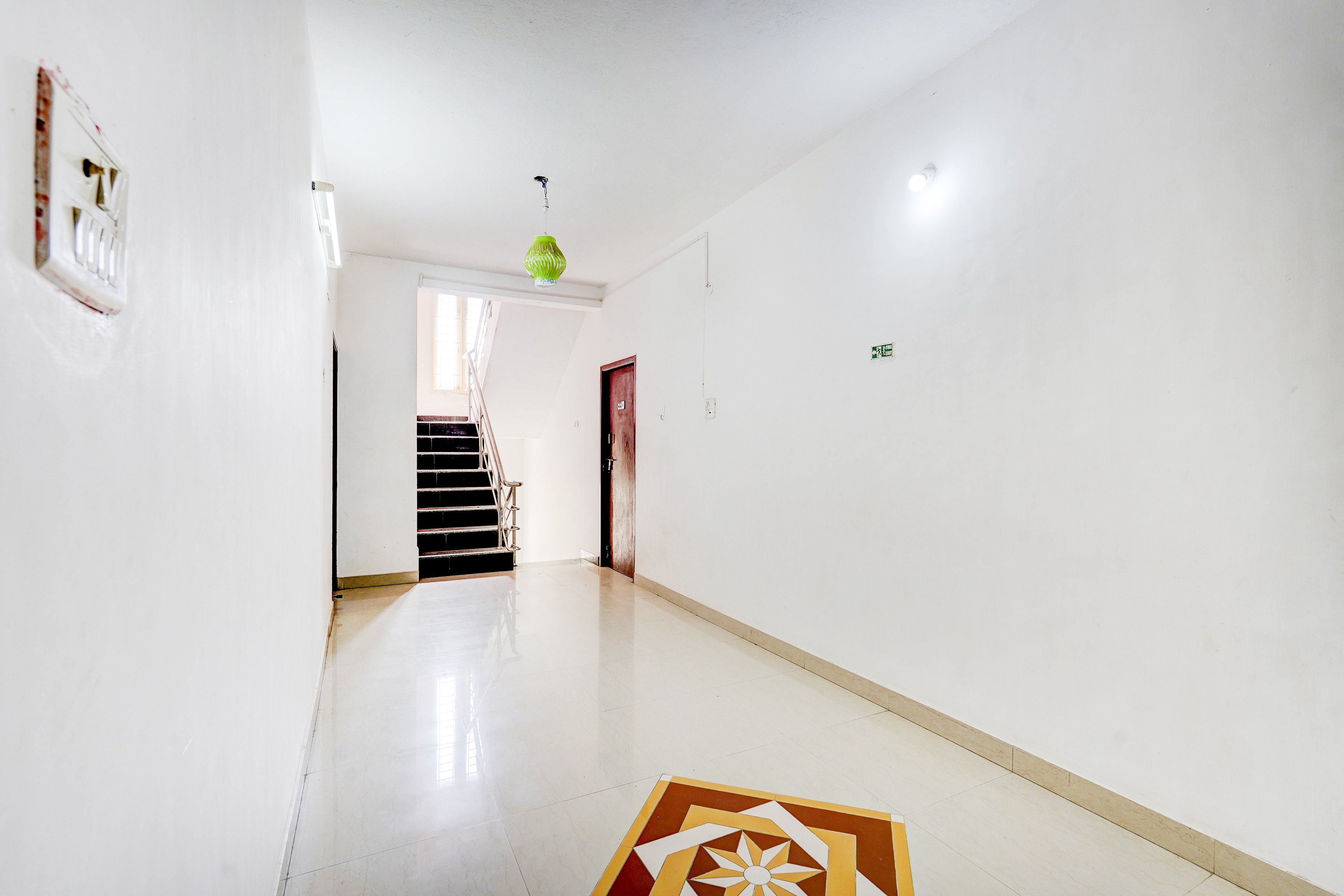 Super Hotel O Kelambakkam Bus Terminal Formerly Guna Residency in Chennai