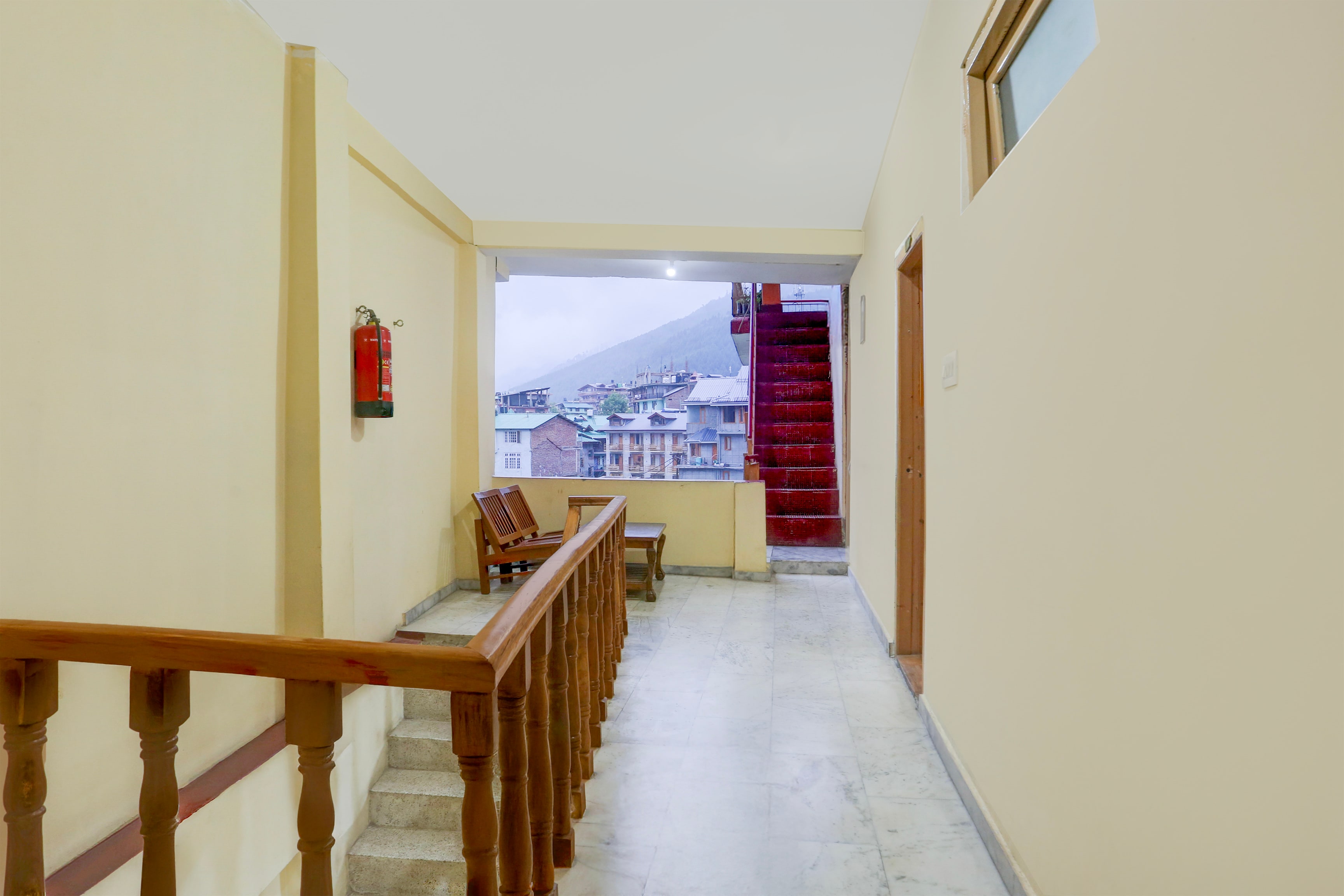 Hotel O Mall Road Near Gurudwara Manali Formerly Green View in Manali