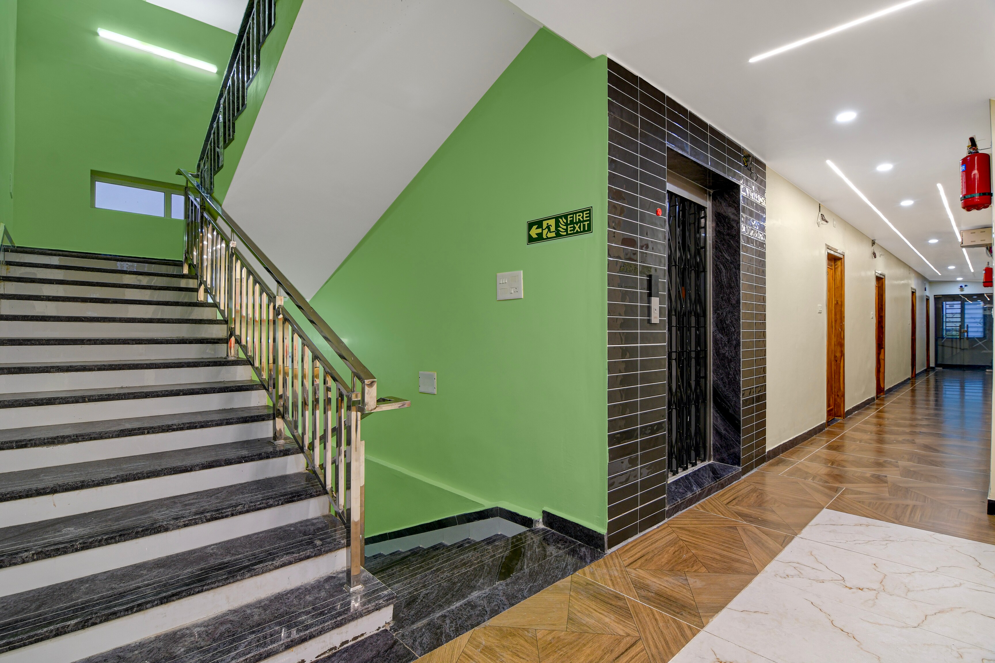 Hotel O Parvathipuram Railway Station Road Formerly Siva Karthikeya Residency in Parvatipuram