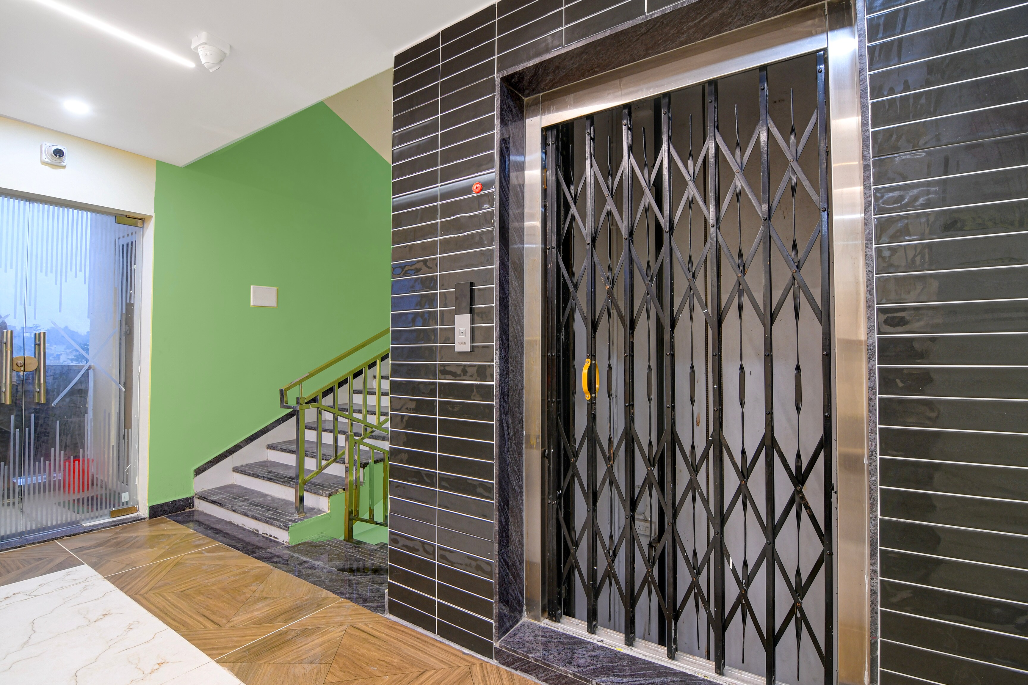 Hotel O Parvathipuram Railway Station Road Formerly Siva Karthikeya Residency in Parvatipuram