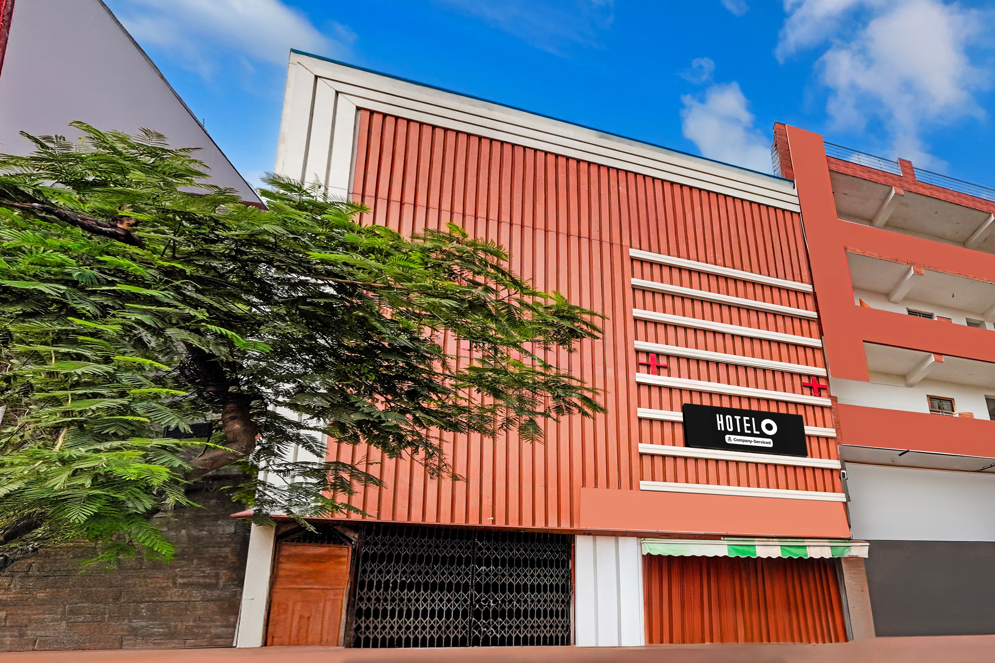 Hotel O Sector 121 Gaur City Mall Noida Formerly Royal FNG in Noida