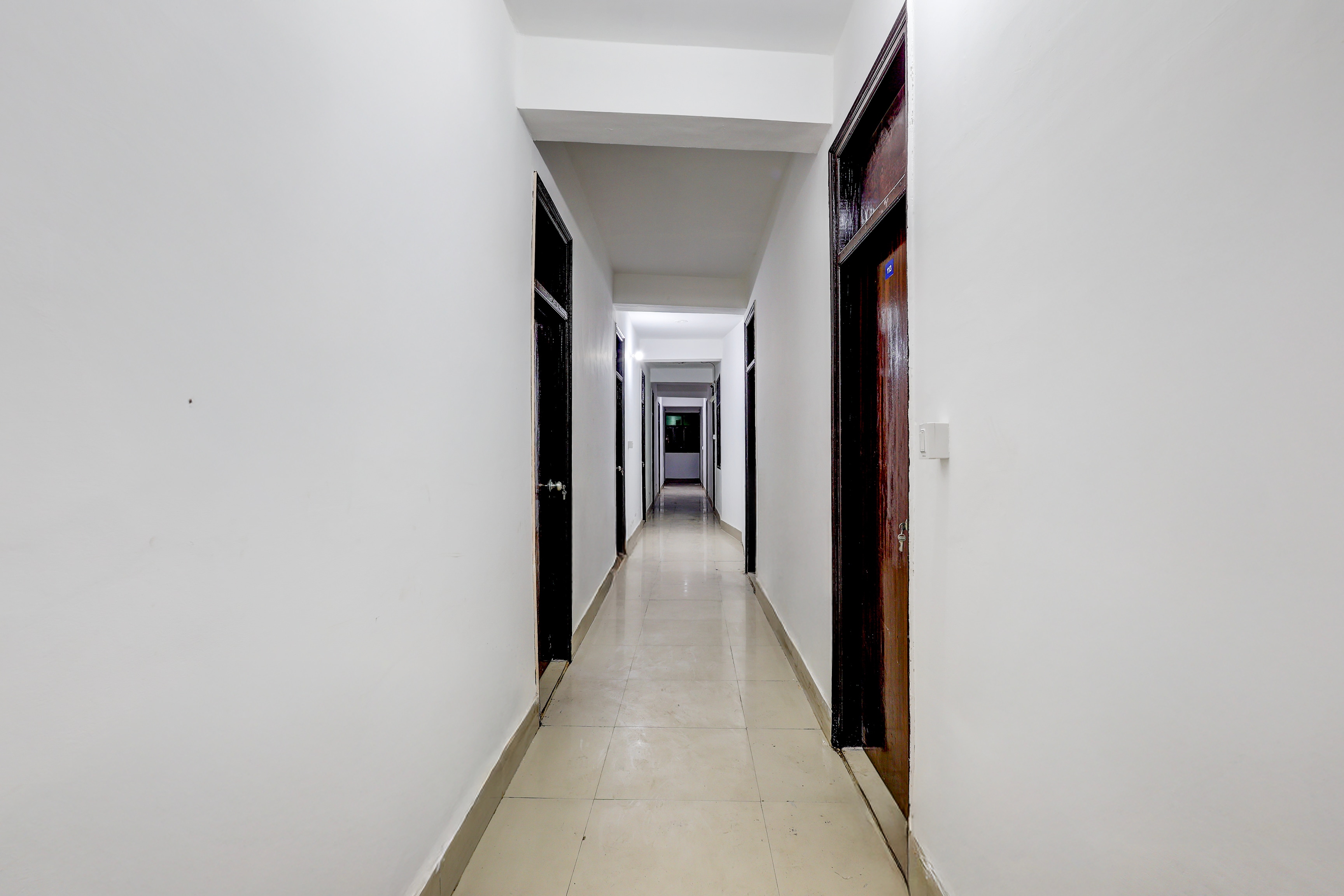 Hotel O Sector 4 Manraj Complex Gurugram in Gurgaon