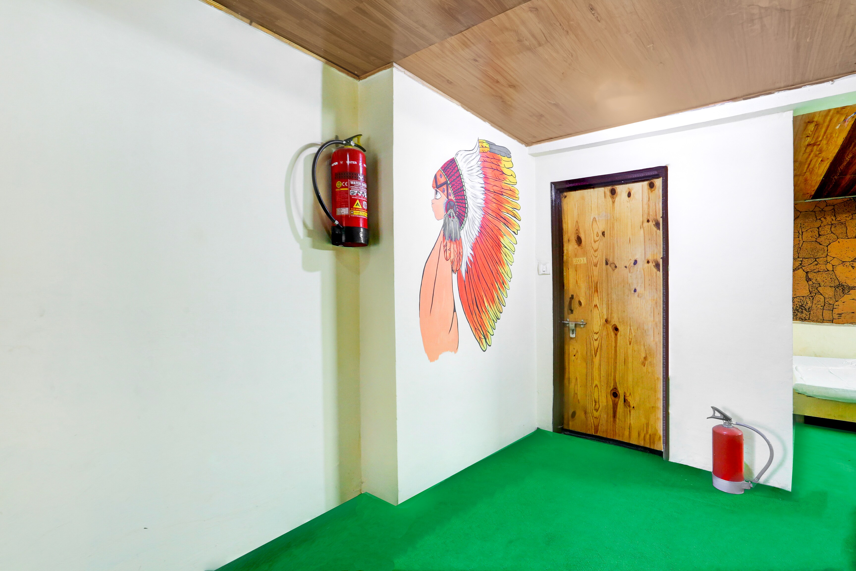 Super Hotel O Simsa Near Kanyal Road in Manali